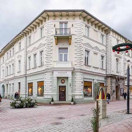 Old Town Apartment Pärnu Esterno foto